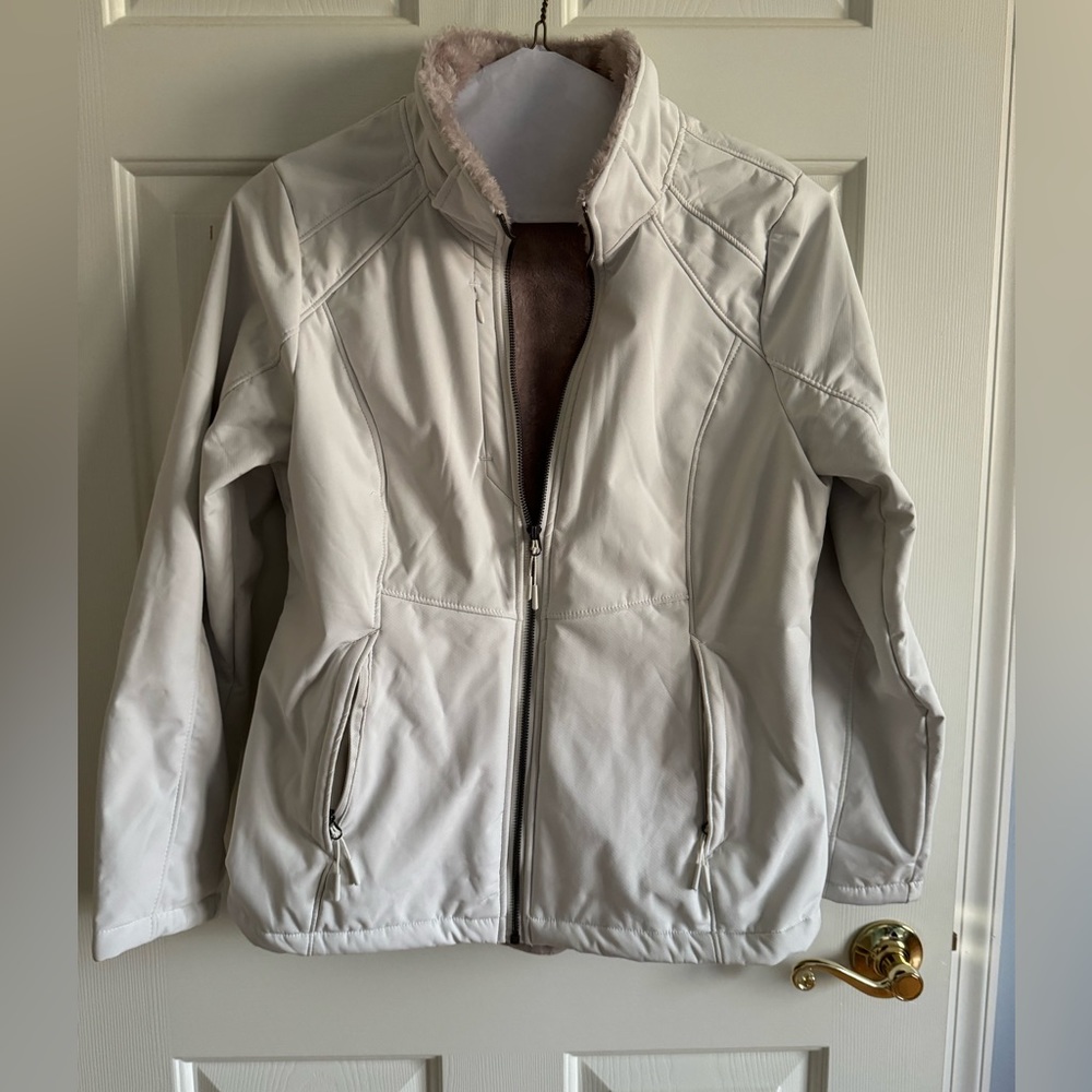 ZeroXposur Weather resistant off white teddy lined jacket.